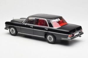 Mercedes 300 SEL 6.3 W109 ブラック AUTOart 1:18 76140 メタル - 画像 7/8