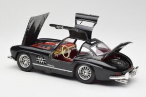 Mercedes 300 SL W198 ブラック Bburago 1:18 35791 メタル - 画像 5/8