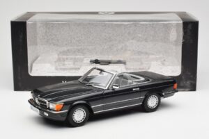 Mercedes 300 SL R107 ブラック パール ディーラー エディション Norev 1:18 B66040678 メタル - 画像 10/10