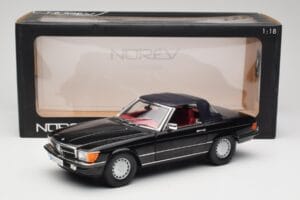 Mercedes 300 SL R107 ブラック Norev 1:18 183511 メタル - 画像 8/8