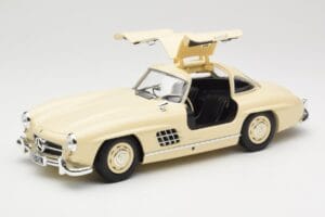 Mercedes 300 SL W198 クリーム Minichamps 1:18 110037212 メタル - 画像 2/8