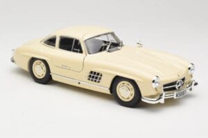 Mercedes 300 SL W198 クリーム Minichamps 1:18 110037212 メタル - 画像 6/8