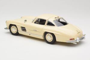 Mercedes 300 SL W198 クリーム Minichamps 1:18 110037212 メタル - 画像 7/8