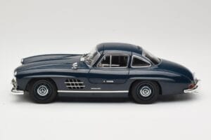 Mercedes 300 SL W198 Gullwing ダークブルー Minichamps 1:18 110037216 メタル - 画像 4/8