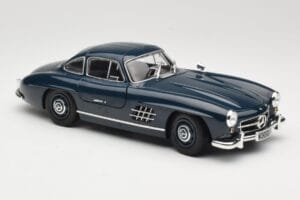 Mercedes 300 SL W198 Gullwing ダークブルー Minichamps 1:18 110037216 メタル - 画像 6/8