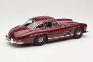 Mercedes 300 SL W198 Gullwing ダークレッド Minichamps 1:18 110037218 メタル - 画像 3/8