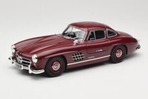 Mercedes 300 SL W198 Gullwing ダークレッド Minichamps 1:18 110037218 メタル
