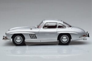 Mercedes 300 SL W198 Gullwing Norev 1:18 183850 メタル - 画像 5/8