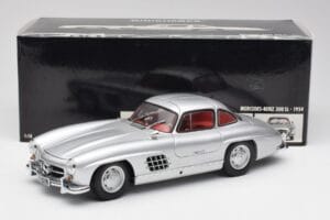 Mercedes 300 SL W198 ガルウィング シルバー Minichamps 1:18 180039000 メタル - 画像 8/8