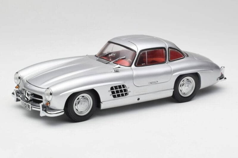 Mercedes 300 SL W198 ガルウィング シルバー Minichamps 1:18 180039000 メタル