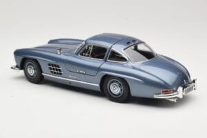 Mercedes 300 SL W198 Gullwing Light Blue Metallic Minichamps 1:18 110037220 メタル - 画像 7/8