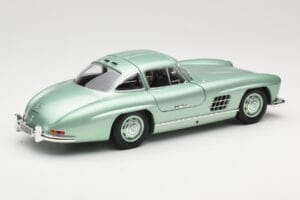 Mercedes 300 SL W198 Gullwing Light Green Metallic Minichamps 1:18 110037221 メタル - 画像 3/8