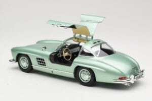 Mercedes 300 SL W198 Gullwing Light Green Metallic Minichamps 1:18 110037221 メタル - 画像 5/8
