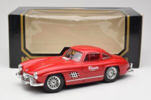 Mercedes 300 SL W198 Red Metallic Bburago 1:18 3013-M1 メタル - 画像 8/8