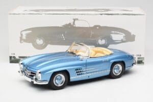 Mercedes 300 SL W198 Roadster Hardtop Light Blue Metallic Minichamps 1:18 180039042 メタル - 画像 9/9