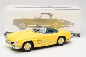 Mercedes 300 SL W198 Roadster Hardtop Signal Yellow Minichamps 1:18 180039044 メタル - 画像 9/9