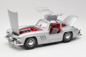 Mercedes 300 SL W198 ガルウィング シルバーグレー Bburago 1:18 3513 メタル - 画像 2/8