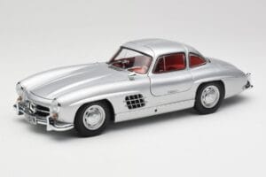 Mercedes 300 SL W198 ガルウィング シルバー メタリック Minichamps 1:18 B66040379 メタル