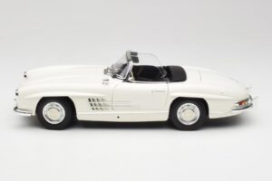 Mercedes 300 SL W198 ロードスター ホワイト ソフトトップ付 Minichamps 1:18 180039034 メタル - 画像 5/9