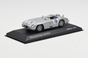 Mercedes 300 SLR #19 J.M. Fangio / S. Moss 24 Hours of Le Mans 1955 Minichamps 1:43 B66040253 メタル - 画像 2/4