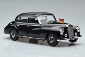 Mercedes 300 W186 Konrad Adenauer Norev 1:18 183707 メタル - 画像 6/9