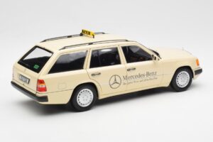 Mercedes 300D S124 T-Model ライトアイボリー タクシー ディーラー エディション Norev 1:18 B66040702 メタル - 画像 3/8