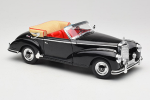 Mercedes 300S W188 ロードスター ブラック Welly 1:18 801-3271398 メタル - 画像 6/8