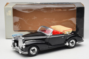 Mercedes 300S W188 ロードスター ブラック Welly 1:18 801-3271398 メタル - 画像 8/8