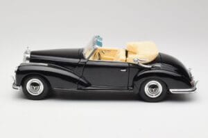 Mercedes 300SC W188 オブシディアンブラック Maisto 1:18 806B メタル - 画像 4/8