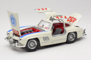 Mercedes 300SL #452 Mille Miglia 1955 ホワイト Bburago 1:18 3015-M2 メタル - 画像 2/8