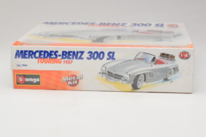 Mercedes 300SL Roadster シルバー Bburago 1:18 7043 メタル - 画像 2/4