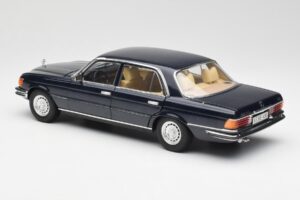 Mercedes 450 SEL 6.9 W116 ダークブルー Revell 1:18 8956 メタル - 画像 7/8