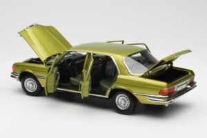 Mercedes 450 SEL W116 シトラス グリーン ディーラー エディション Norev 1:18 B66040683 メタル - 画像 5/8