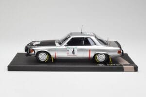 Mercedes 450 SLC 5.0 C107 #4 B. Waldegard / H. Thorszelius Rally Bandama 1979 Minichamps 1:18 107793204 レジン - 画像 3/6