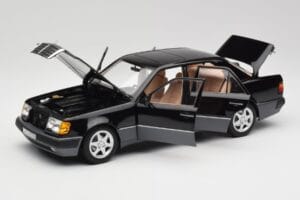 Mercedes 500E W124 ブラック リミテッドエディション Norev 1:18 183949 メタル - 画像 2/12
