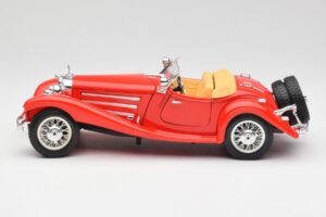 Mercedes 500K ロードスター レッド Bburago 1:18 3020 メタル - 画像 4/8