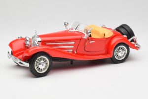 Mercedes 500K ロードスター レッド Bburago 1:18 3020 メタル