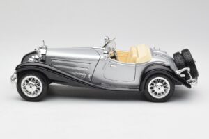 Mercedes 500K Roadster シルバー Bburago 1:18 3020-M1 メタル - 画像 4/8