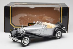 Mercedes 500K Roadster シルバー Bburago 1:18 3020-M1 メタル - 画像 8/8