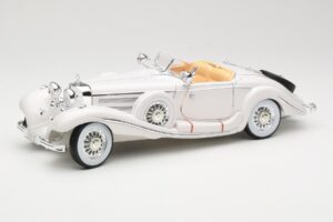 Mercedes 500K Special Roadster ホワイト Premiere Edition Maisto 1:18 536055 メタル