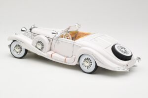 Mercedes 500K Special Roadster ホワイト Premiere Edition Maisto 1:18 536055 メタル - 画像 7/8