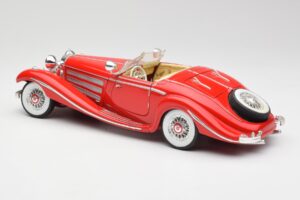 Mercedes 500K Special Roadster レッド Maisto 1:18 56058 メタル - 画像 7/8