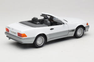 Mercedes 500 SL R129 ホワイト Roadtough 1:18 92048 メタル - 画像 3/8