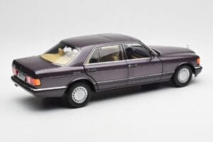 Mercedes 560 SEL W126 パープルメタリック Norev 1:18 183544 メタル - 画像 3/8