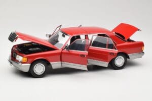 Mercedes 560 SEL W126 レッド Norev 1:18 183463 メタル - 画像 2/8