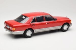 Mercedes 560 SEL W126 レッド Norev 1:18 183463 メタル - 画像 3/8