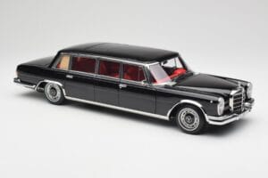 Mercedes 600 Pullman W100 ブラック NZG 1:18 1071/50 メタル - 画像 6/8