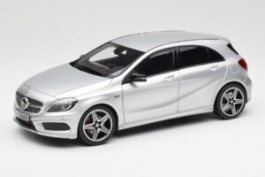 Mercedes A-Class W176 ポーラーシルバー Norev 1:18 B66960139 メタル