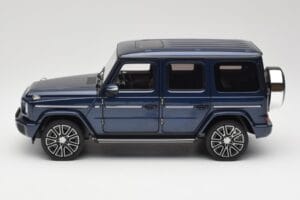 Mercedes AMG G 63 L W465 ダークブルー Norev 1:18 B66960663 メタル - 画像 4/8
