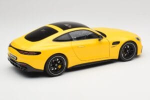 Mercedes AMG GT 43 C192 Turbo Sun Yellow NZG 1:18 B66960587 メタル - 画像 3/8